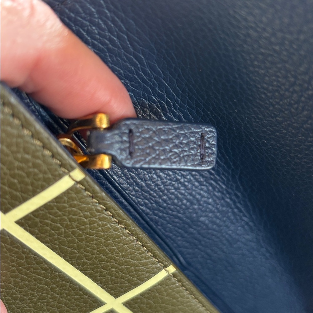 COCCINELLE Wallet Italian Luxury Vintage C-Me Line - Picture 12 of 13